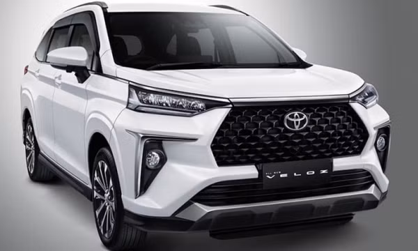 'Đàn em' Toyota Innova chính thức ra mắt: Giá từ 398 triệu, thiết kế 'đe nẹt' Mitsubishi Xpander