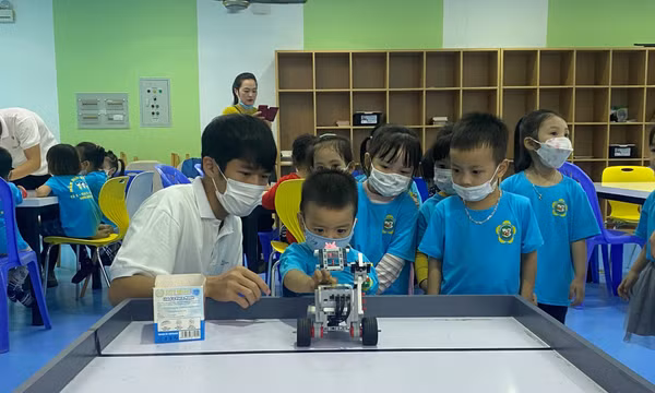 Thiếu nhi học tập, rèn luyện theo lời Bác dạy