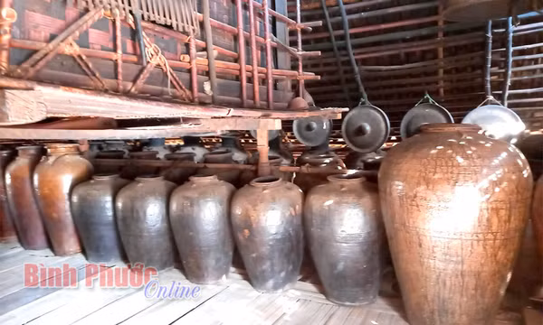 Bài cuối: Cồng chiêng - sức mạnh vật chất và cộng đồng 
