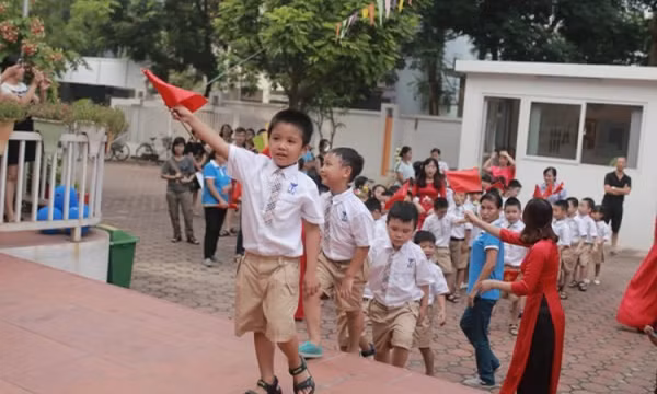 Đề xuất bỏ khái niệm 'trồng người,' 'tiên học lễ, hậu học văn'