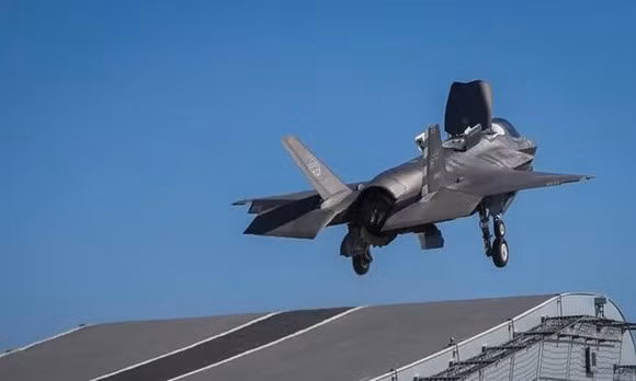 Anh đẩy nhanh trục vớt máy bay F-35B rơi xuống Địa Trung Hải
