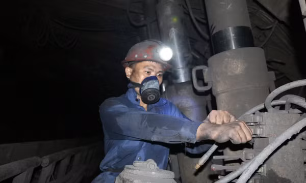 Thợ lò giỏi, thu nhập cao ở Than Dương Huy