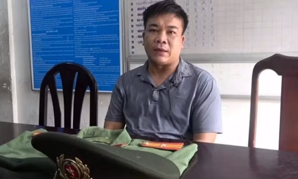 Lên mạng mua quân phục Công an để ra oai, lừa tình