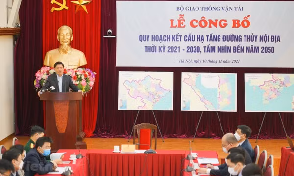 Bộ trưởng GTVT: Thiết lập 9 hành lang vận tải đường thủy Bắc-Nam