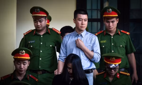Phan Sào Nam bị buộc trở lại trại giam