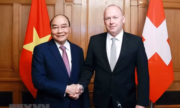 Chủ tịch nước Nguyễn Xuân Phúc hội kiến Chủ tịch Hội đồng Quốc gia Liên bang Thụy Sỹ Andreas Aebi