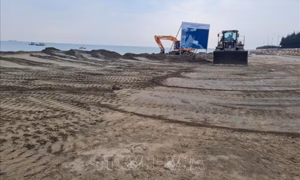 Trên 100 học sinh nghỉ học phản đối xây cảng Long Sơn đã đi học trở lại