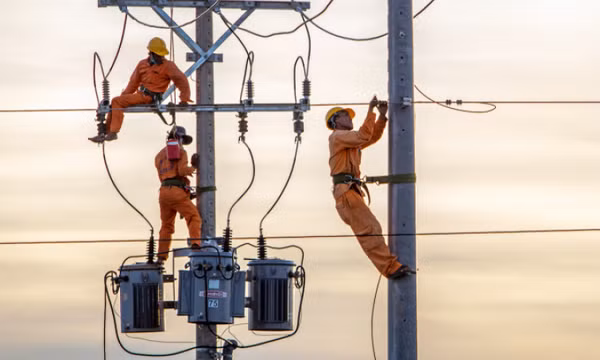Giá điện tăng 4,5% lên hơn 2.000 đồng/kWh từ hôm nay