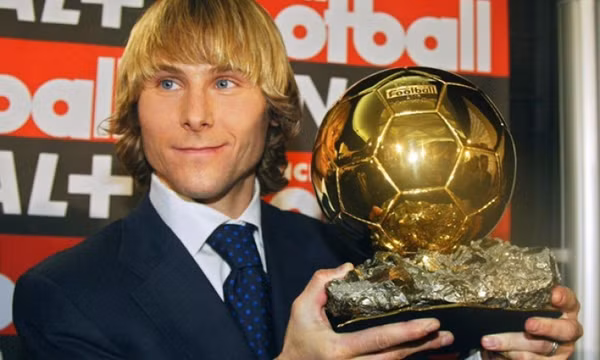 Pavel Nedved sắp quay trở lại với bóng đá