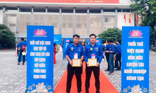 Thanh niên tiên tiến làm theo lời Bác
