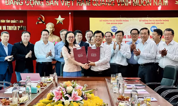 Ký kết hợp tác trong lĩnh vực thông tin và truyền thông giữa Quảng Ninh và Cần Thơ
