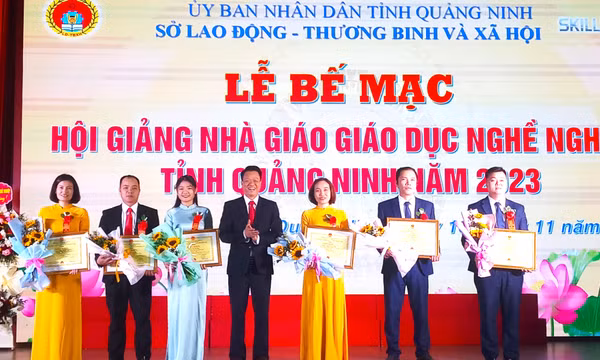 Bế giảng Hội giảng nhà giáo giáo dục nghề nghiệp tỉnh Quảng Ninh năm 2023