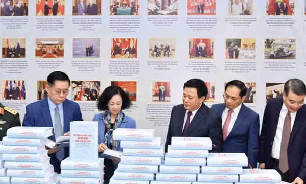 Giới thiệu cuốn sách về công tác đối ngoại, ngoại giao Việt Nam của Tổng Bí thư Nguyễn Phú Trọng