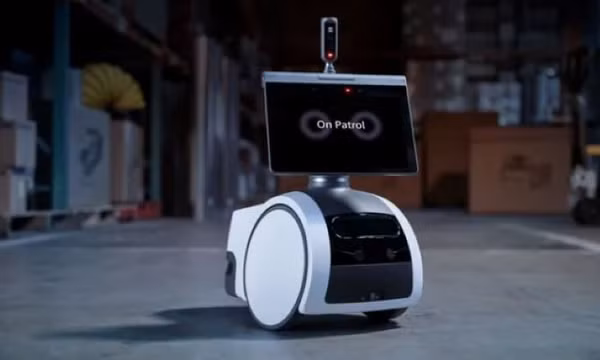 Amazon ra mắt robot 'Astro for Business' có khả năng điều hướng tự động