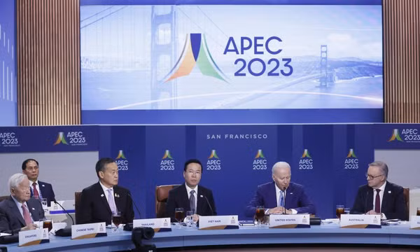 Chủ tịch nước dự Đối thoại giữa nhà Lãnh đạo các Nền Kinh tế APEC và khách mời