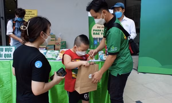 Cuối năm 2024 xử phạt hành vi không phân loại rác là thách thức với các địa phương