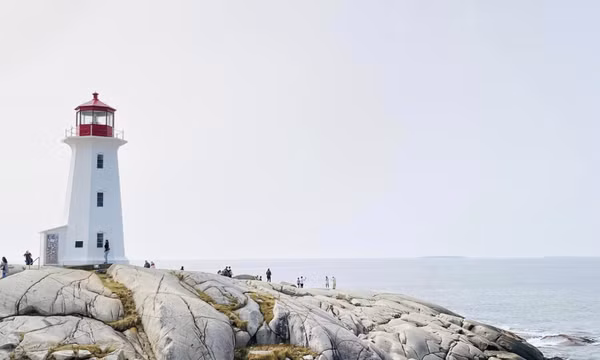Khung cảnh thanh bình tại làng chài Peggy’s Cove ở miền Đông Canada