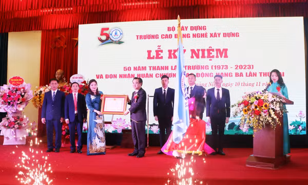 Trường Cao đẳng nghề Xây dựng kỷ niệm 50 năm thành lập