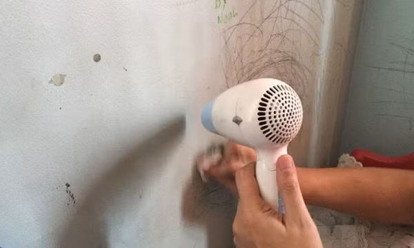 10 mẹo hay với máy sấy tóc