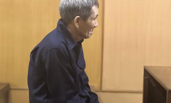 Chém cảnh sát khu vực trọng thương, người đàn ông lãnh án 10 năm tù