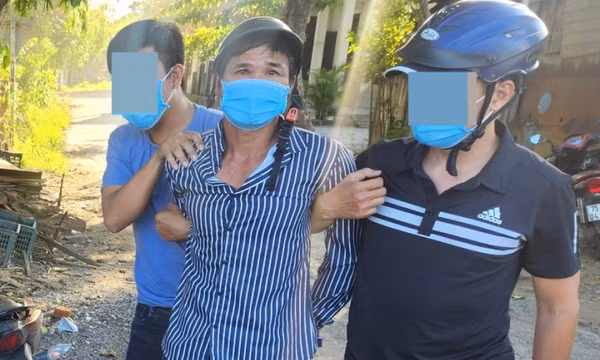 Đối tượng có tiền án giết người cùng bạn tù đi “đá xế”