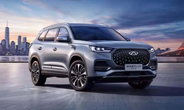 ‘Đối thủ cứng’ của Toyota Fortuner ra mắt với giá chỉ 402 triệu đồng, trang bị đe nẹt Ford Everest