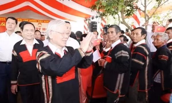 Ra mắt cuốn sách của Tổng Bí thư về phát huy truyền thống đại đoàn kết