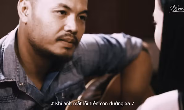 Trần Lập hát 'Mắt đen' trong MV 12 năm trước