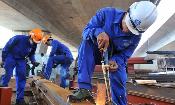 Gỡ khó cho doanh nghiệp để thúc đẩy tăng trưởng