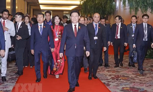 Nghị viện chủ động thích ứng vì một khu vực ASEAN ổn định và thịnh vượng