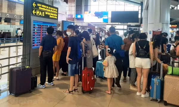 Từ ngày mai, 1-9: Chuyến bay bị delay 5 tiếng trở lên hành khách được hoàn tiền