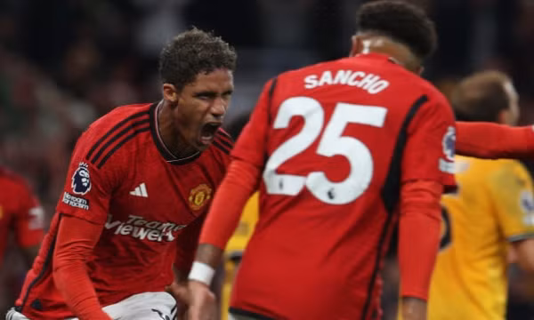 Varane trên đường rời M.U