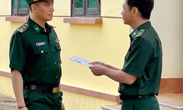 Sau 8 lần "vào tù ra tội", Việt Anh hóa Bộ đội Biên phòng trong phim mới