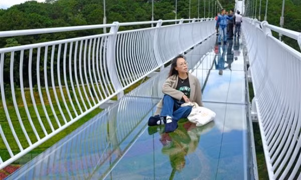Đề nghị công khai đường dây "nóng" du lịch xử lý nhanh các tình huống