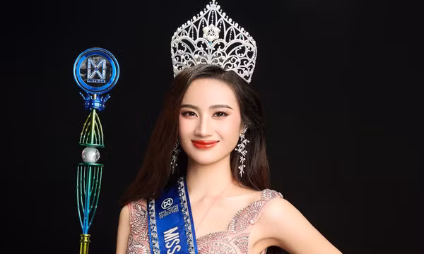 Hoa hậu Ý Nhi bị tẩy chay và giới hạn về sự hà khắc của dư luận