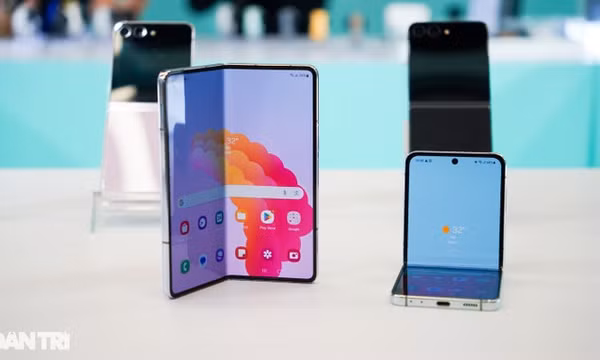 Galaxy Z Flip5 lên kệ, đấu iPhone 14, Oppo Find N2 Flip