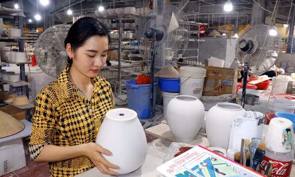 Phát huy giá trị du lịch làng nghề gốm sứ ở Đông Triều 