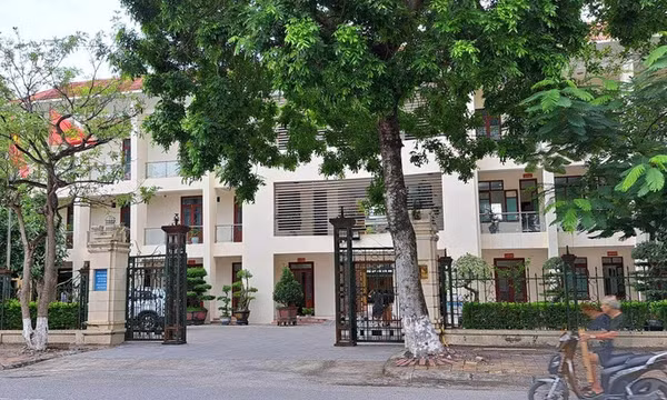 Tạm đình chỉ công tác Phó Giám đốc Sở Văn hoá, Thể thao và Du lịch Thái Bình đánh bạc ở Đắk Lắk