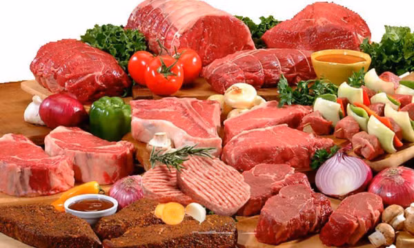 Ăn thịt đỏ có làm u ung thư tiến triển nhanh?