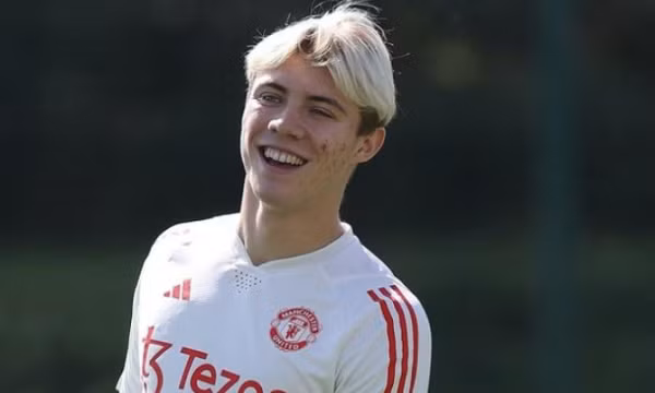 Đấu Arsenal, M.U đón cú hích Hojlund