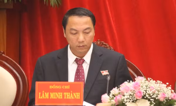 Kỷ luật khiển trách Chủ tịch UBND tỉnh Kiên Giang