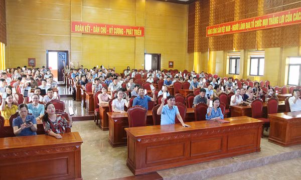 Hải Hà: Tích cực tham gia Cuộc thi trắc nghiệm tìm hiểu "Quảng Ninh 60 năm xây dựng và phát triển" (Đợt 2)