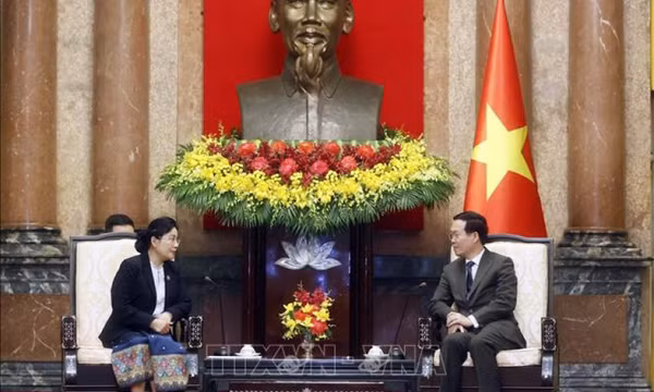 Chủ tịch nước Võ Văn Thưởng tiếp Chánh án Tòa án nhân dân tối cao Lào