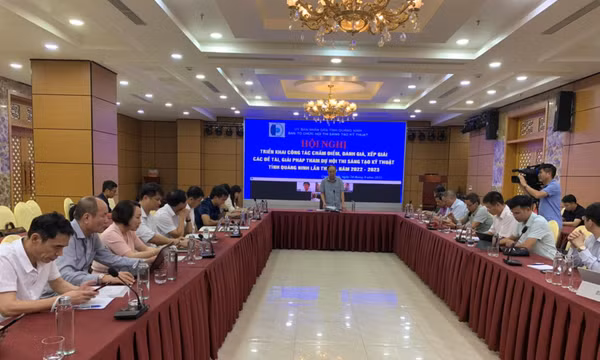 Chấm điểm, xếp giải các đề tài, giải pháp tham dự Hội thi Sáng tạo kỹ thuật tỉnh Quảng Ninh lần thứ IX, năm 2022 - 2023