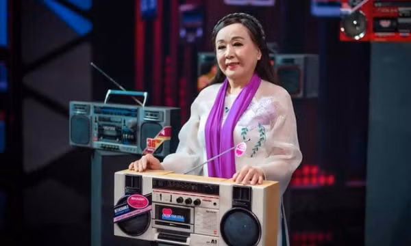 NSND trẻ nhất nhì VN: Hạnh phúc bên chồng là anh hùng phi công hạ 6 máy bay địch