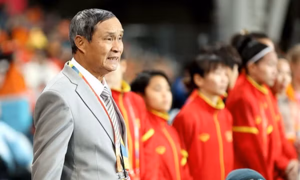 HLV Mai Đức Chung: 'Tinh thần không khỏa lấp được chuyên môn'