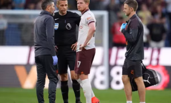 Pep báo tin dữ về De Bruyne