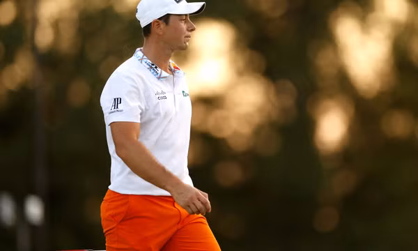 Viktor Hovland tiến gần danh hiệu FedEx Cup