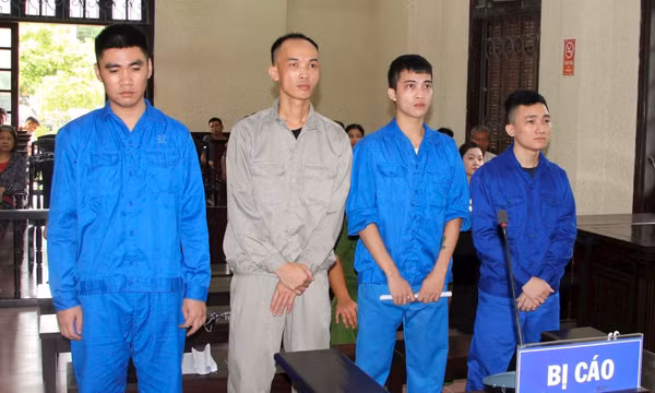 4 đối tượng chuyên chặn đường đánh người bị tuyên phạt hơn 31 năm tù