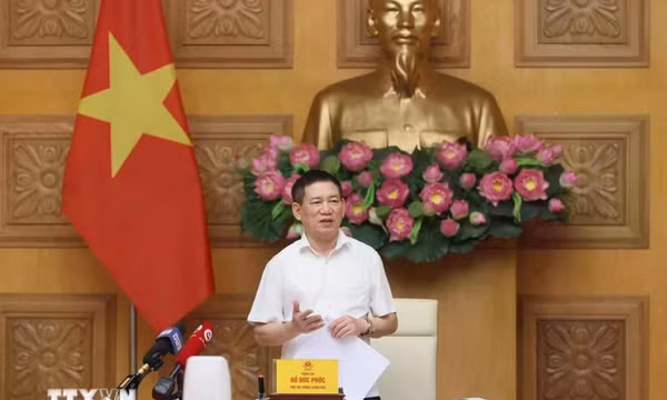 Phó Thủ tướng Hồ Đức Phớc: Đẩy mạnh giải ngân đầu tư công, quản lý chặt đầu tư
